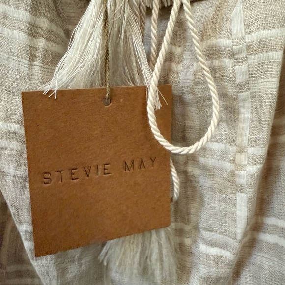 Stevie May Linen Cotton Blend Off-Shoulder Blouse - Cream - Picture 5 of 10